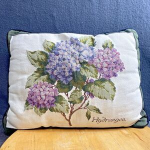 Bess Designer Tapestry Hydrangea Floral Throw Pillow 17x12 Lumbar Accent Cushion